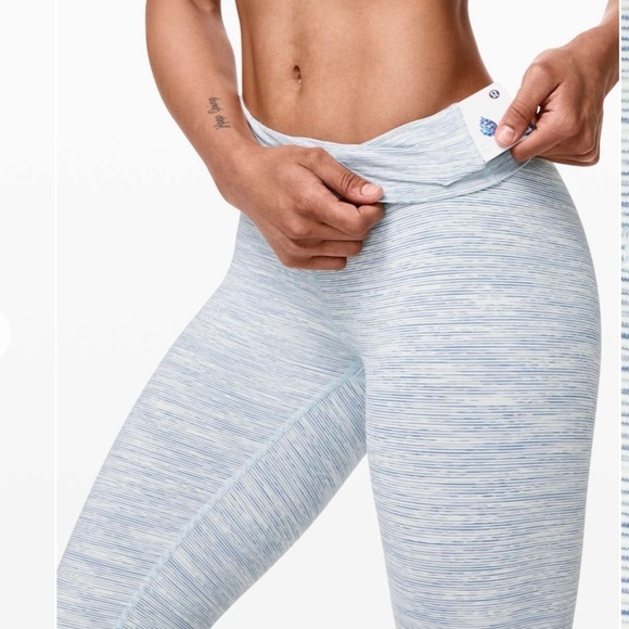 Lululemon Wunder Under Crop (High-Rise) *21" Size 6 Wee Are From Space / Blue - Picture 4 of 13